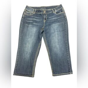 Maurices Denim Jean Capri Size 17/18
